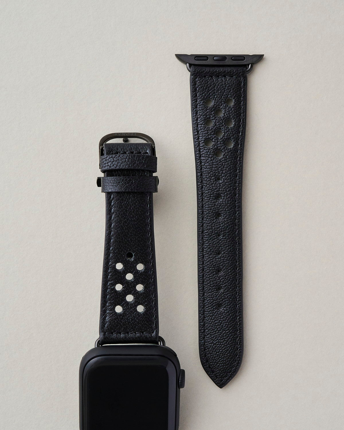 Apple Watch 用 パンチングドッツ レザーバンド Black