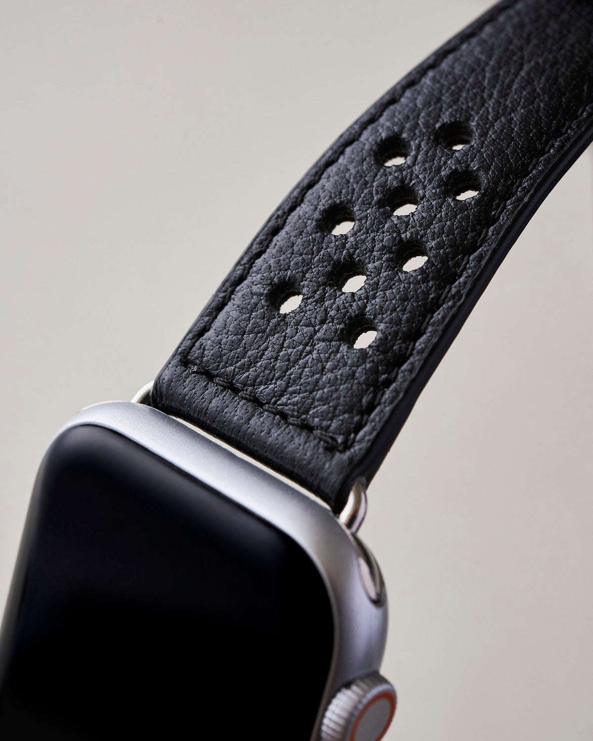 Apple Watch 用 パンチングドッツ レザーバンド Black