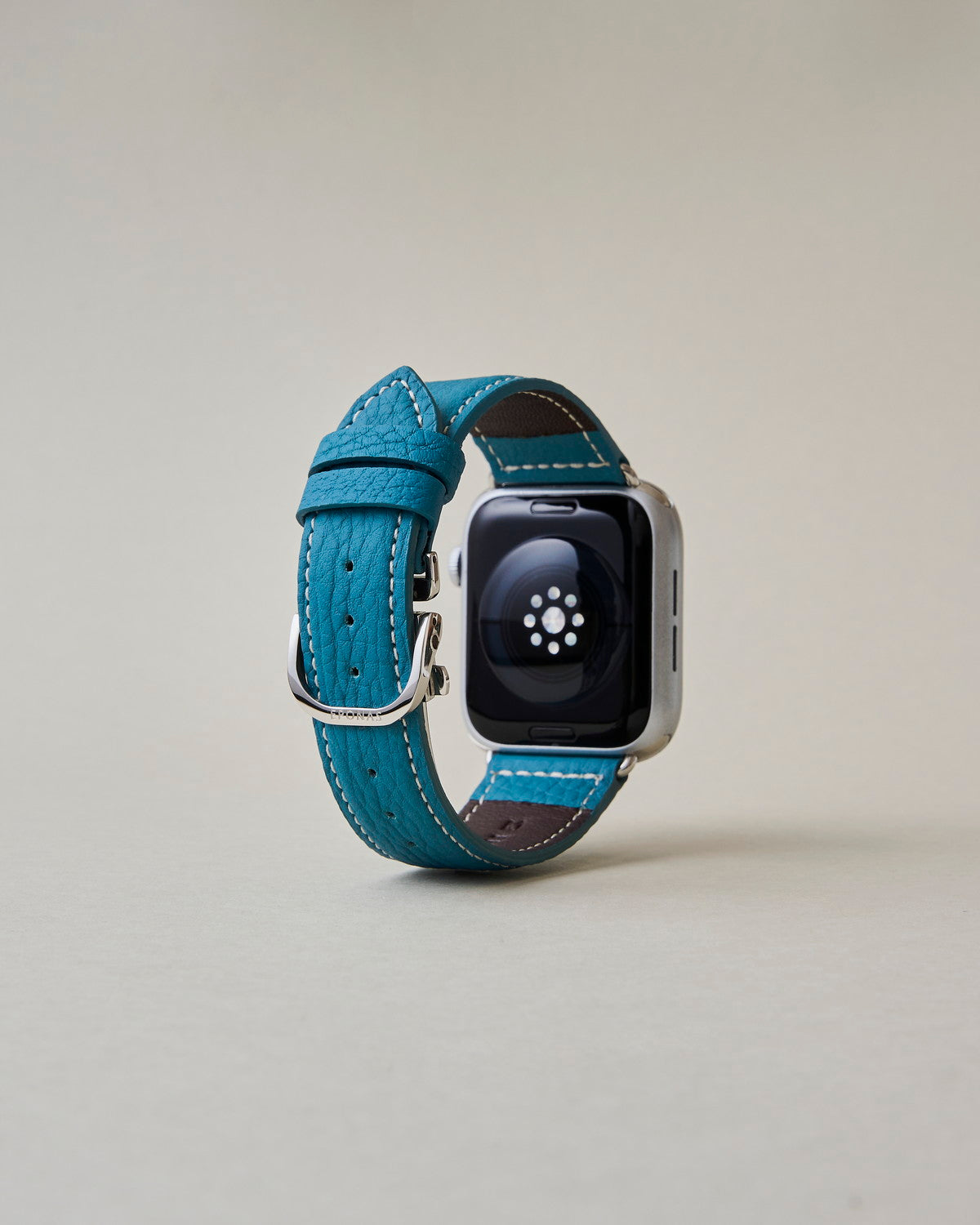 Apple Watch用レザーバンド スカンディナビアンブルー/ホワイトステッチ