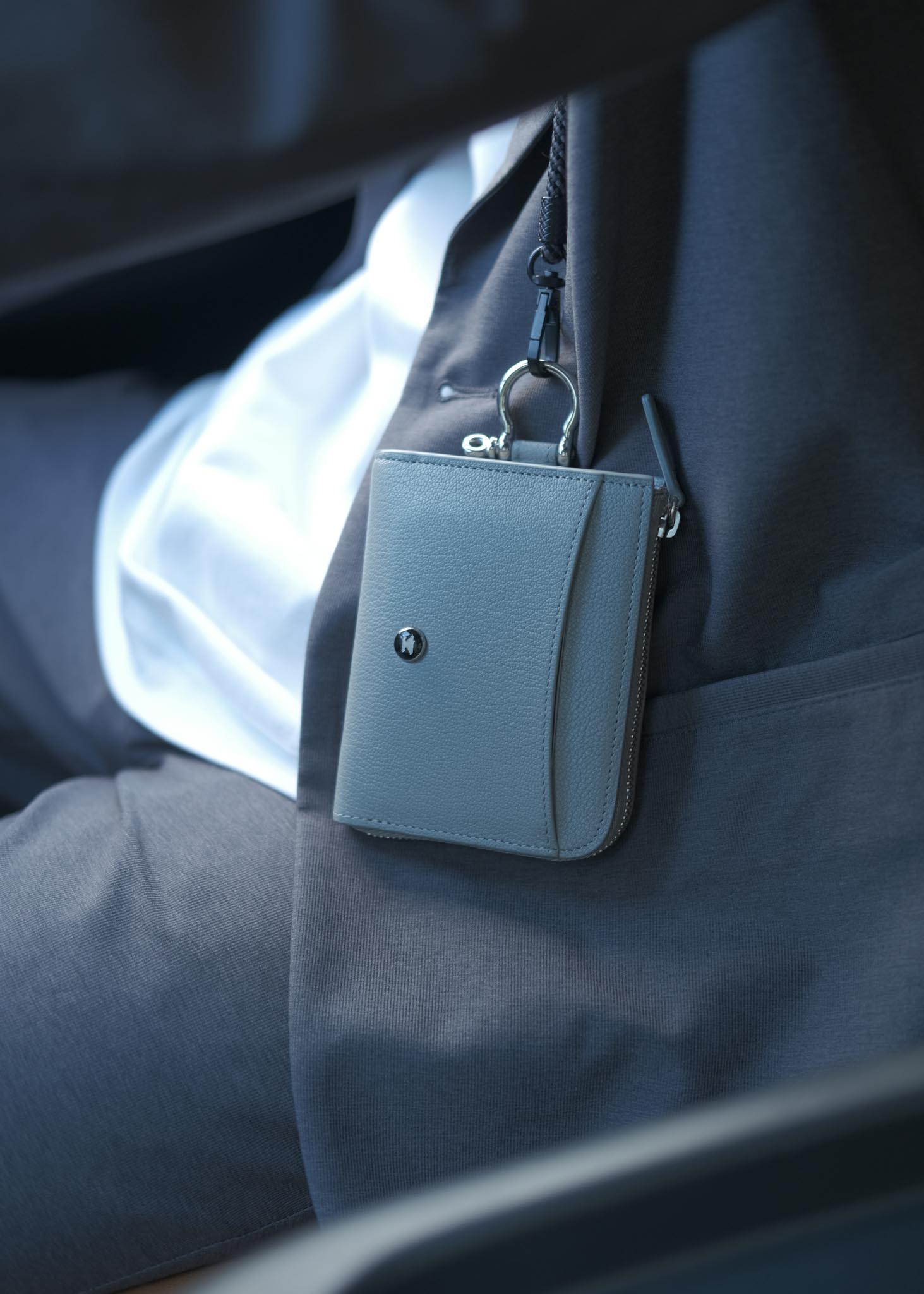 ジップレザーウォレット グレー AirTag 収納ポケット付き 財布 / Zip Leather Wallet Blue Gray