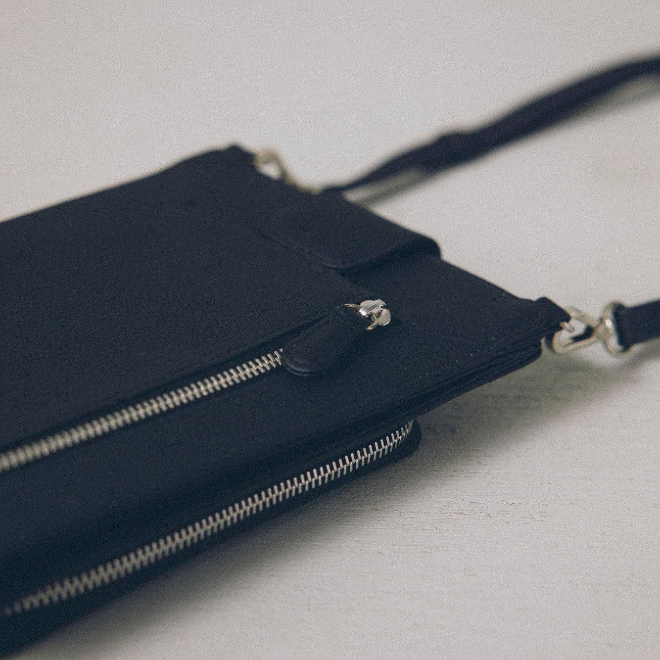 モバイルレザーバッグ Series 2 / ネックウォレット
